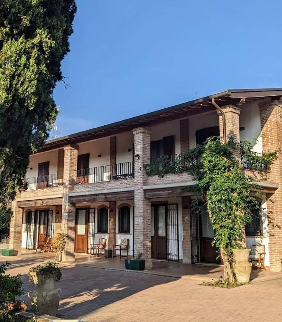 Farm stay Il Ghiandolino Villa Imola