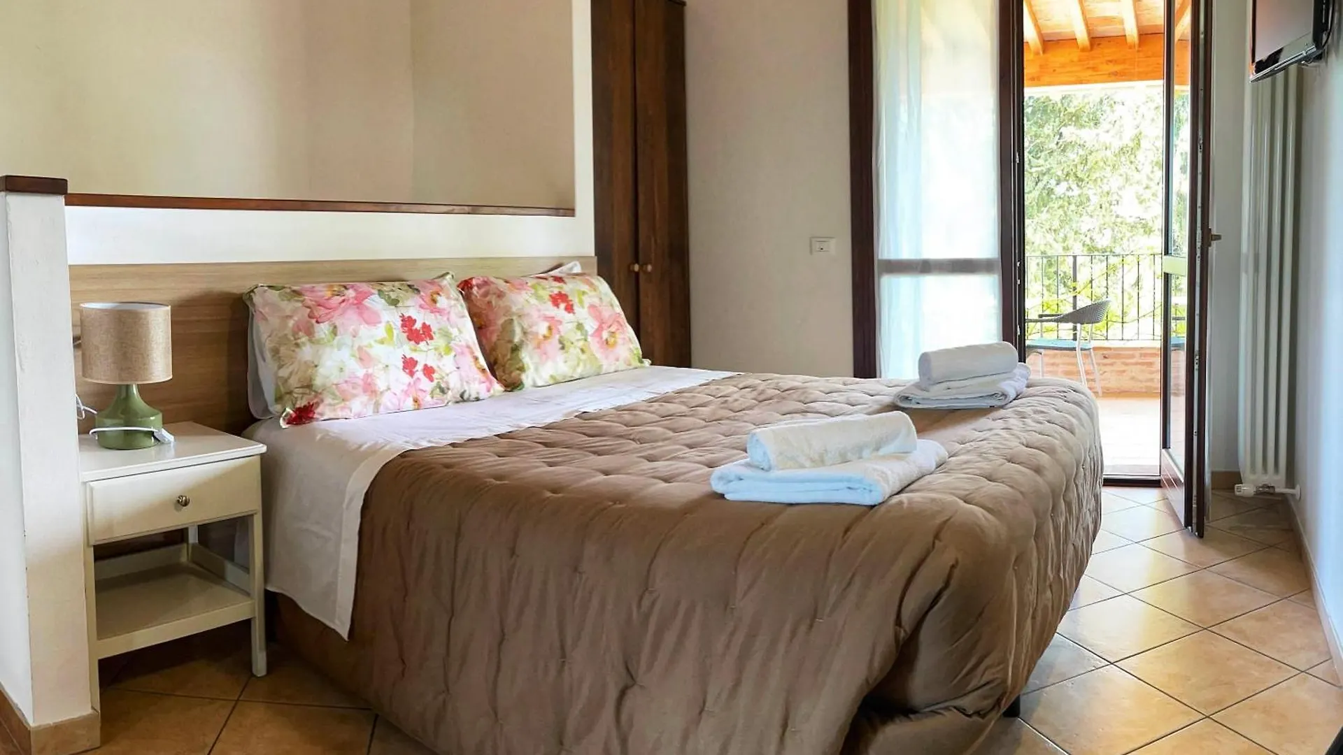 Farm stay Il Ghiandolino Villa Imola